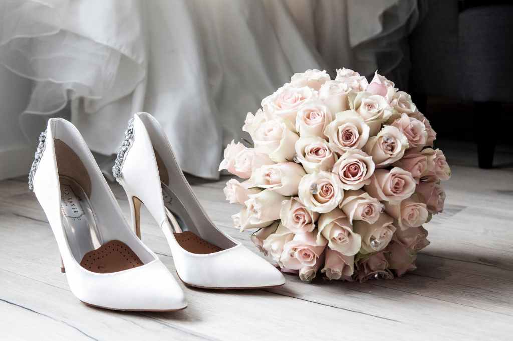 The best wedding websites and apps to help you plan your big day.